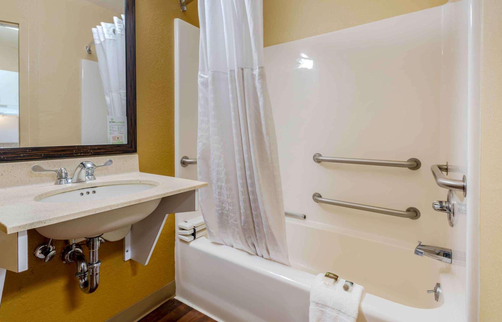 Extended Stay America Suites - Elizabeth - Newark Airport Екстериор снимка