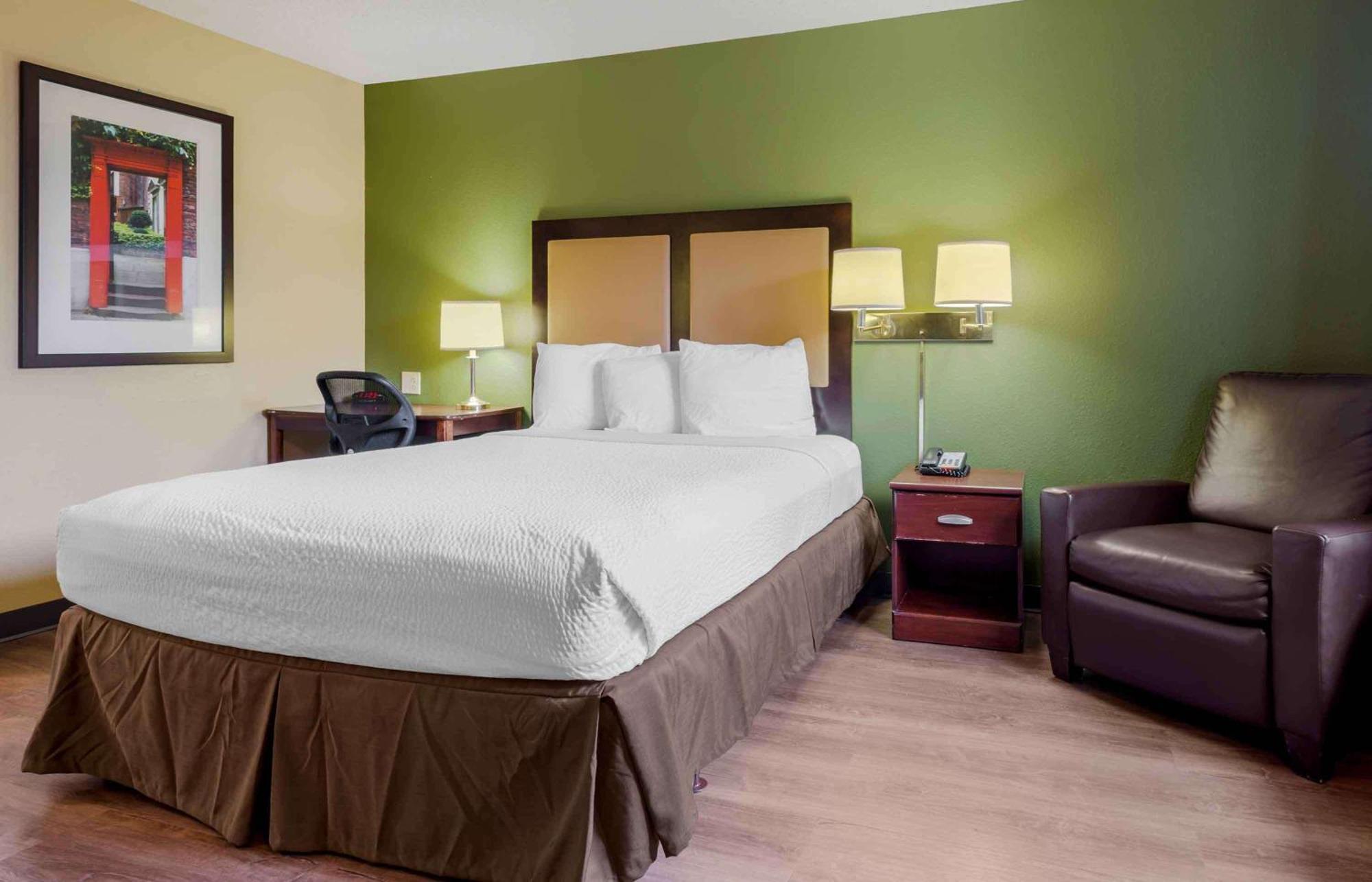 Extended Stay America Suites - Elizabeth - Newark Airport Екстериор снимка