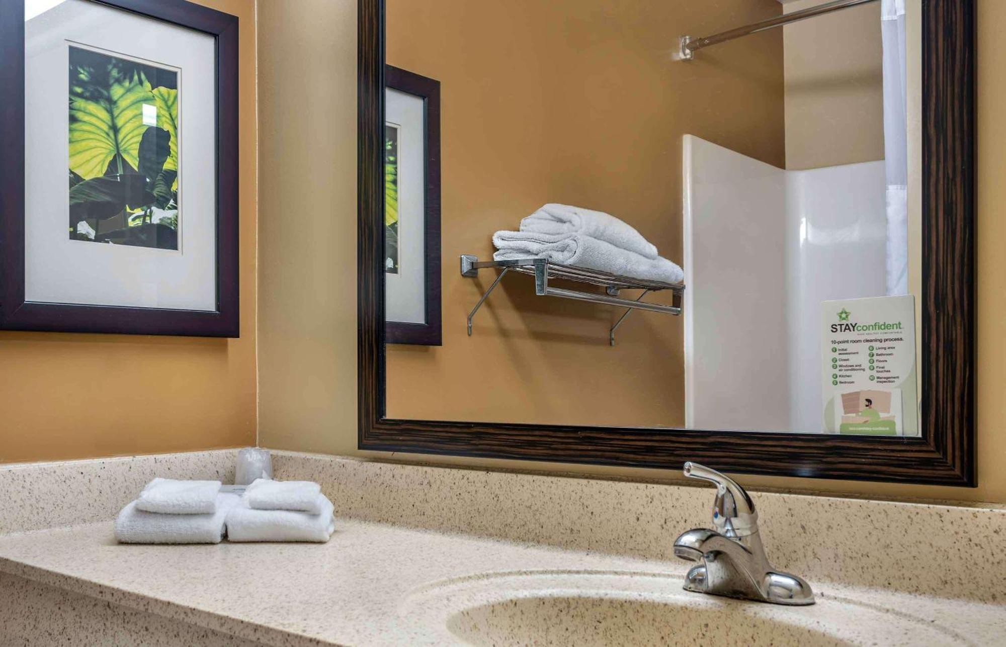 Extended Stay America Suites - Elizabeth - Newark Airport Екстериор снимка